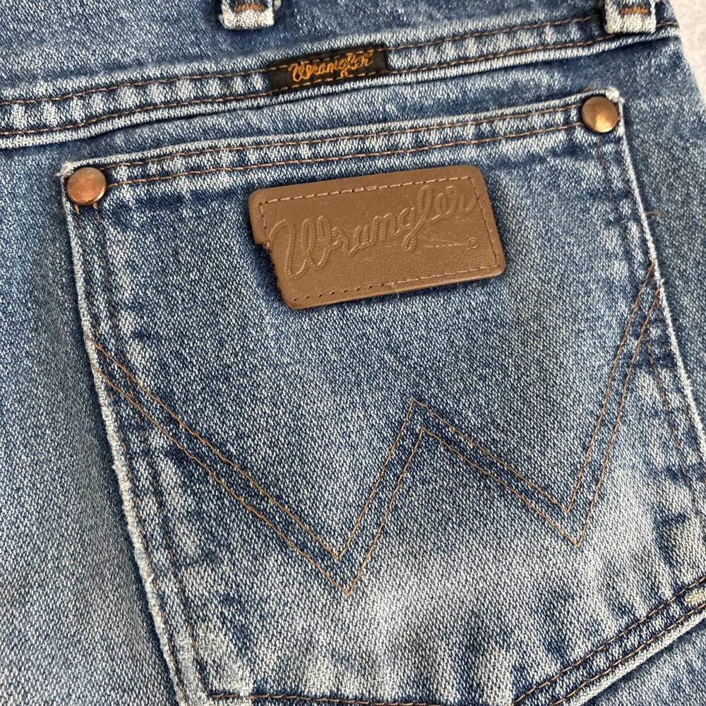 Wrangler Men's Cowboy Cut Blue Jeans Size 33x32 13MWZ Light Wash Western Rodeo - Picture 14 of 14